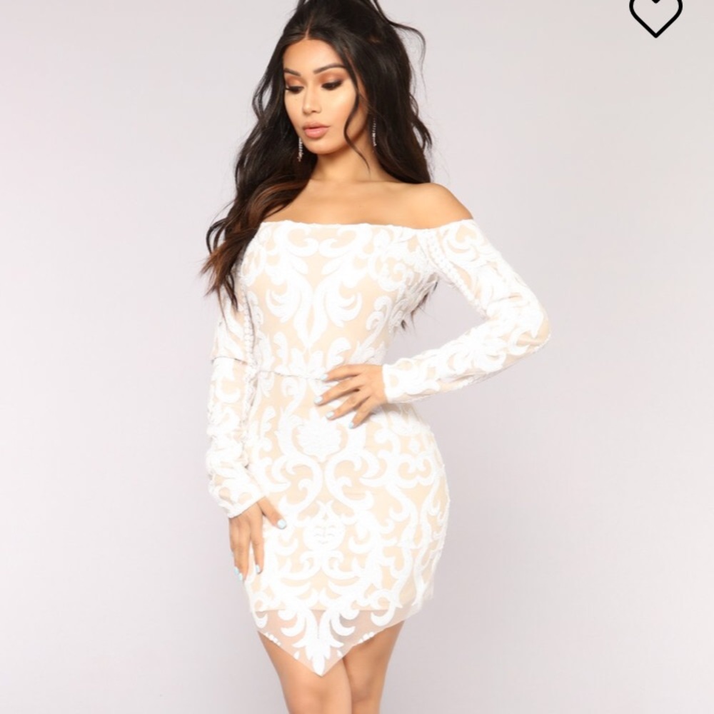Dress - Picture 1 of 4